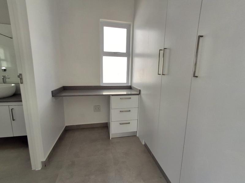 3 Bedroom Property for Sale in Golden Mile Western Cape